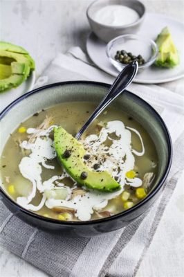  Ajiaco Bogotański - Gęsta zupa z bogatym smakiem i aromatem kolendry!